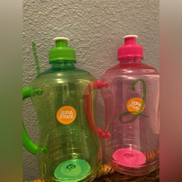 SOLDDD - Picture 3 of 6